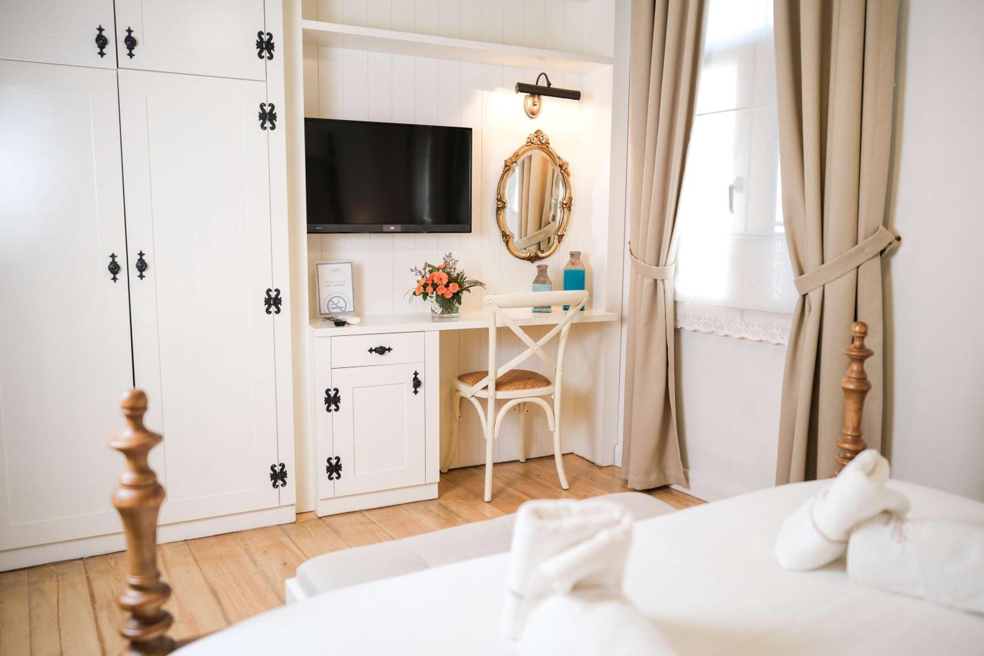 Viento Alacati Hotel (Adults Only) ภายนอก รูปภาพ