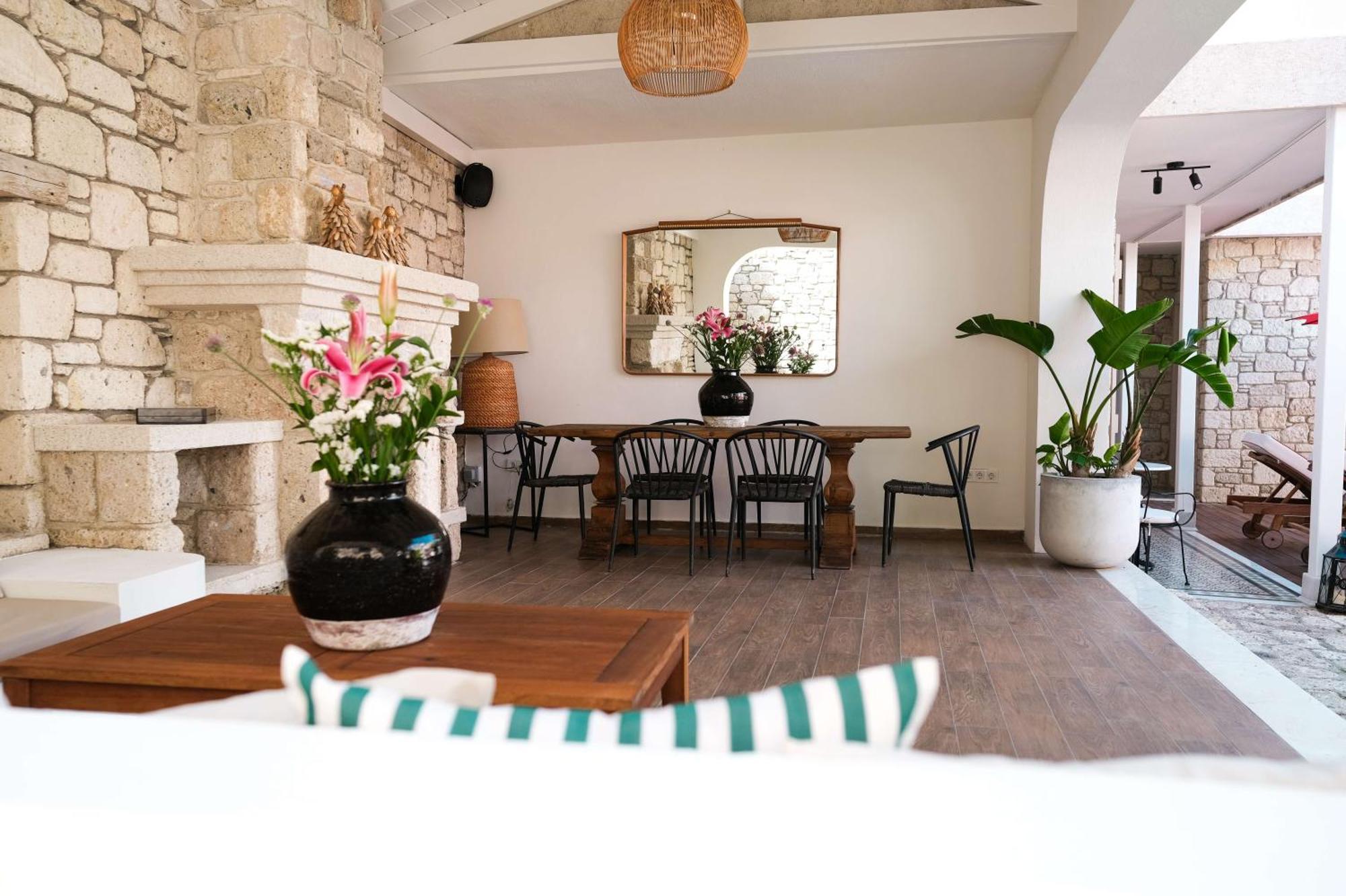 Viento Alacati Hotel (Adults Only) ภายนอก รูปภาพ